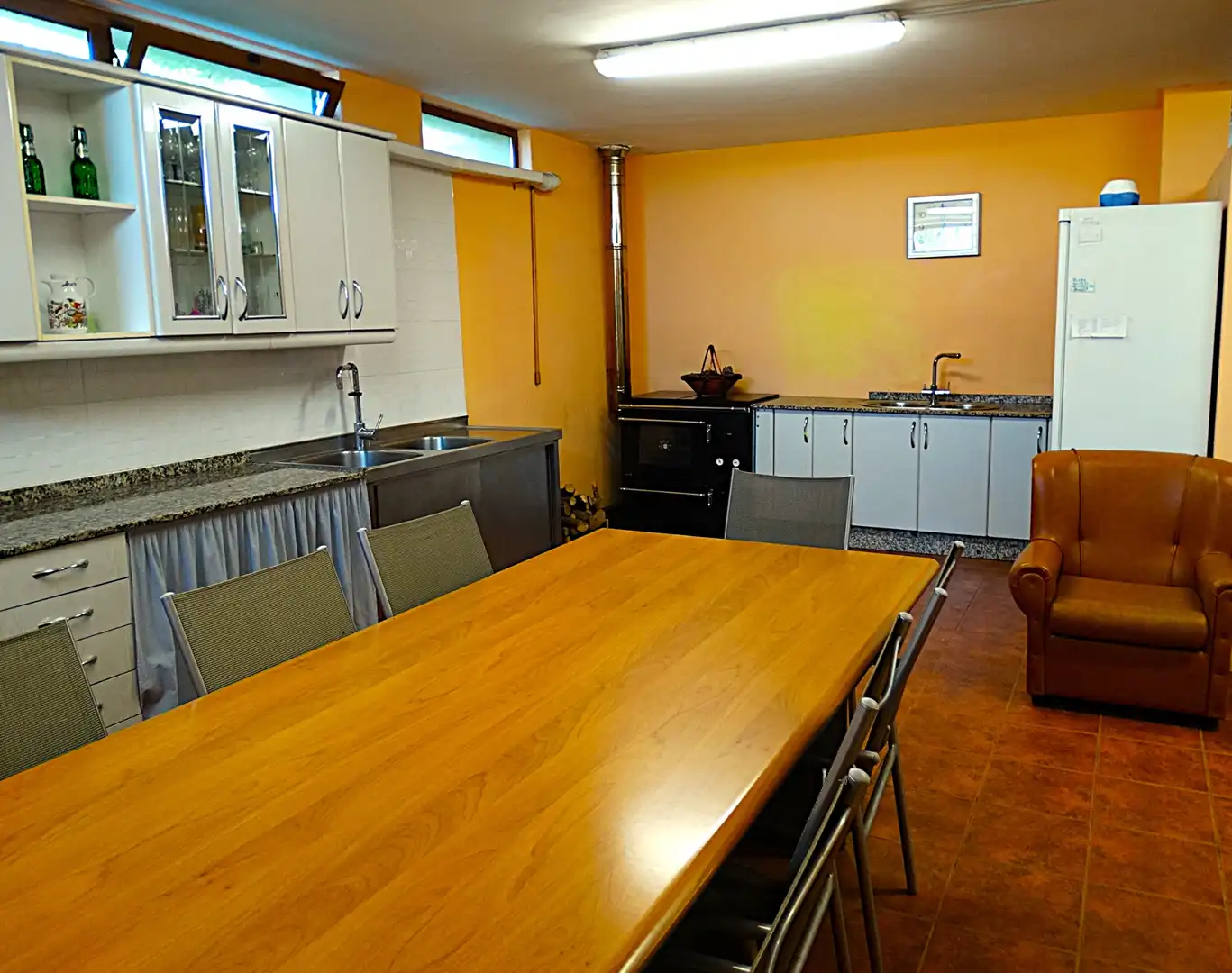 Cuina de Casa o xalet en venda en Miño amb Calefacció, Parquet i Terrassa