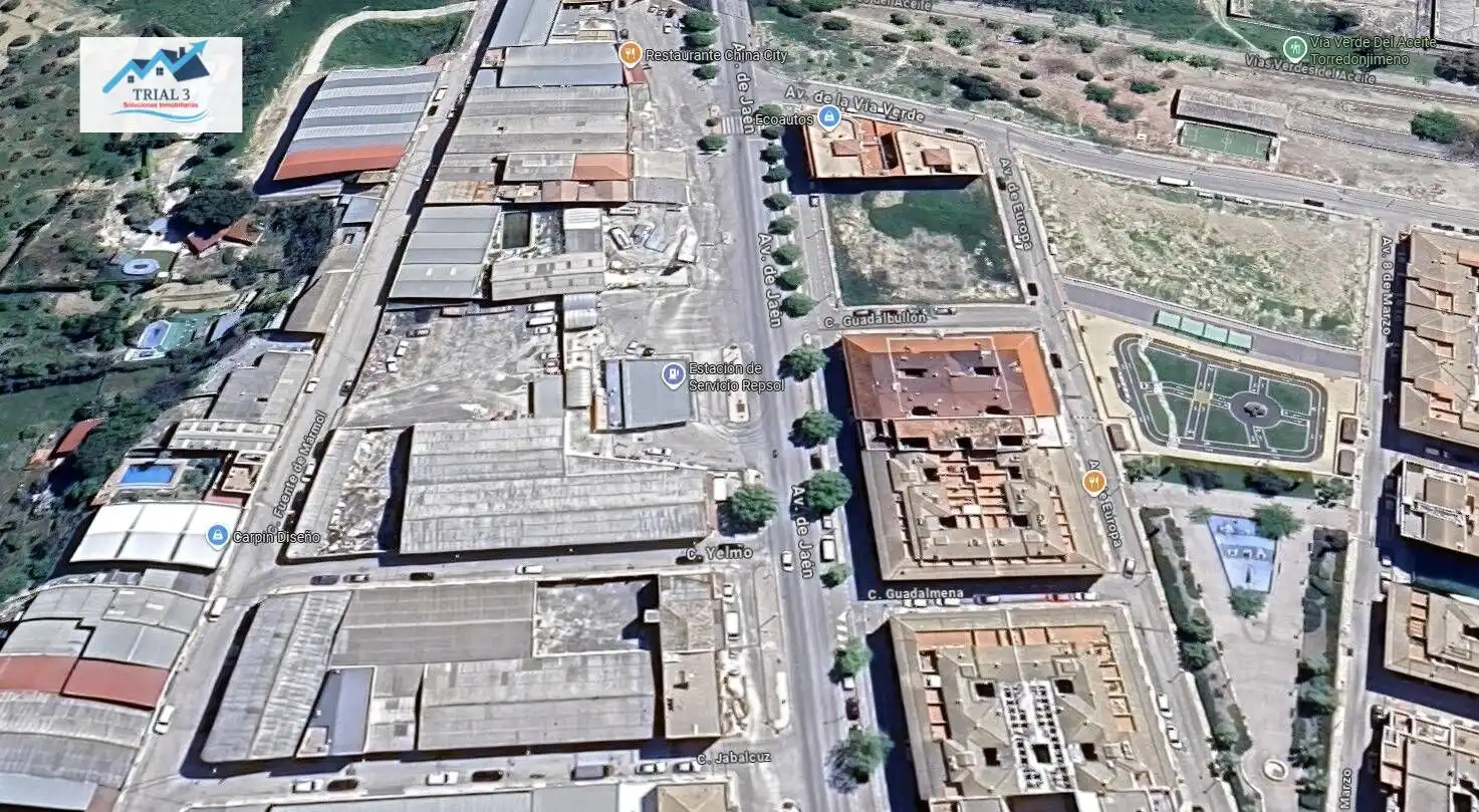 Business premises for sale in Avenida de Jaén, imagen 3