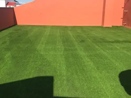 Mini appartamento con piscina in affitto a Avenida España 5