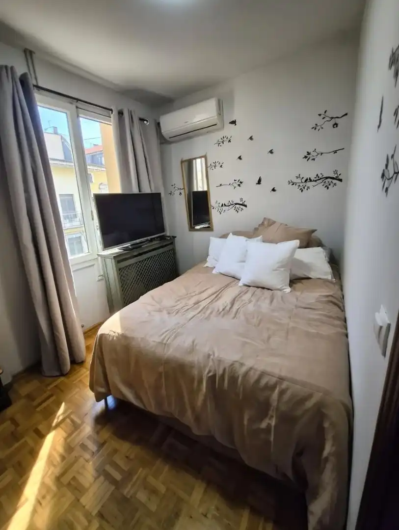 Habitación de Piso en venta en Madrid
