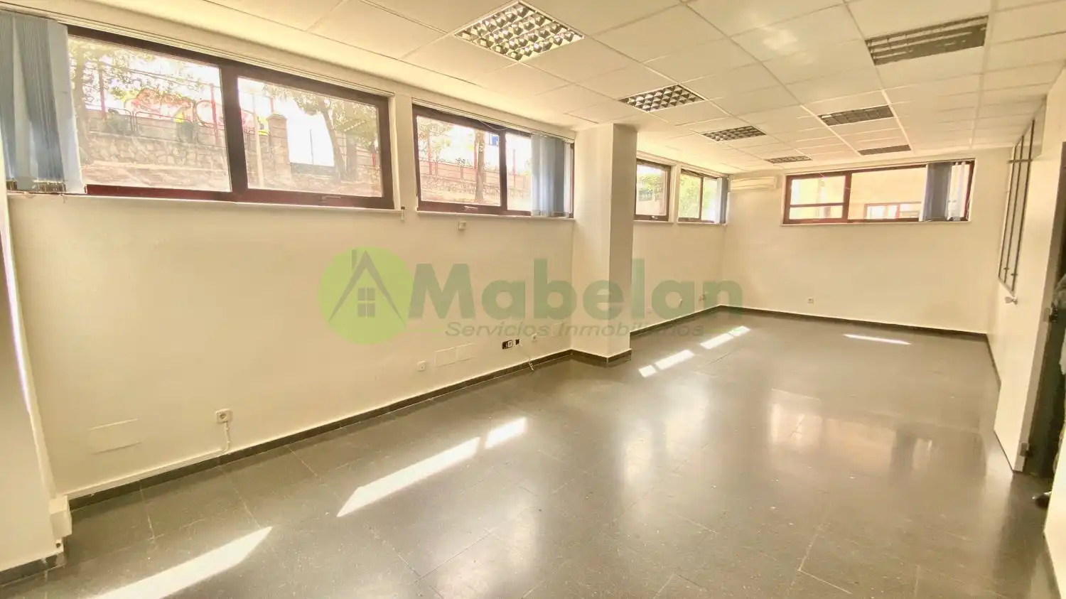 Office for sale in Las Rozas de Madrid  with Heating