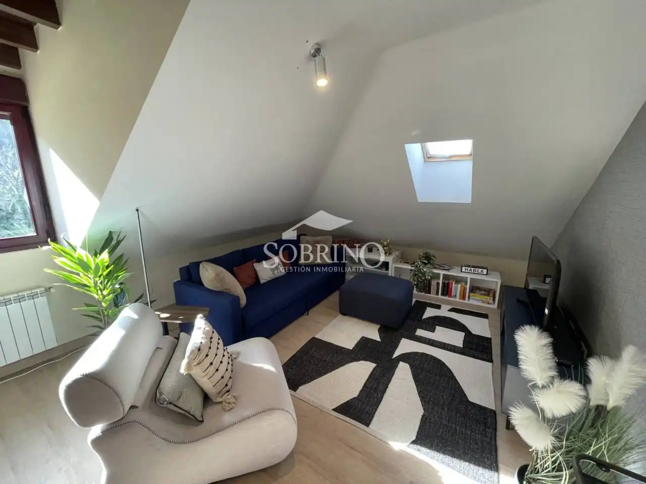 Sala de estar de Piso en venta en Cabrales con Calefacción y Trastero