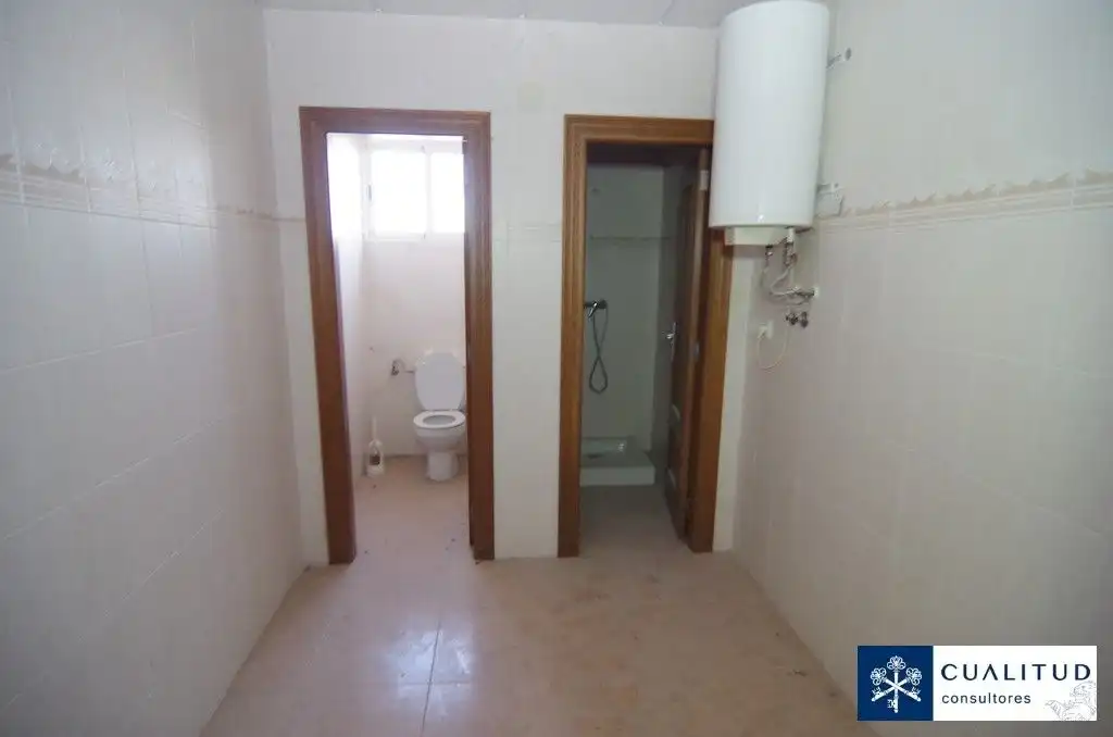 Baño de Nave industrial en venta en Almazora / Almassora