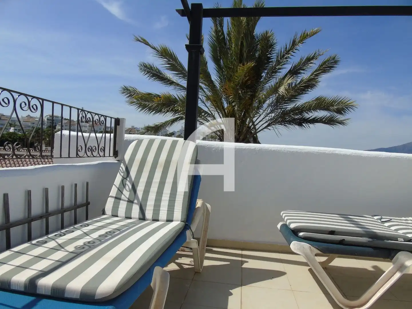 Terraza de Dúplex de alquiler en Mijas con Aire acondicionado, Calefacción y Terraza