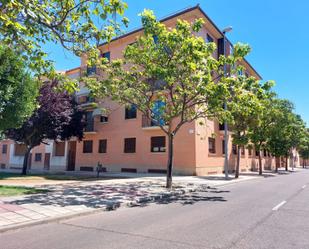 Exterior view of Flat to rent in Salamanca Capital  with Heating, Parquet flooring and Furnished