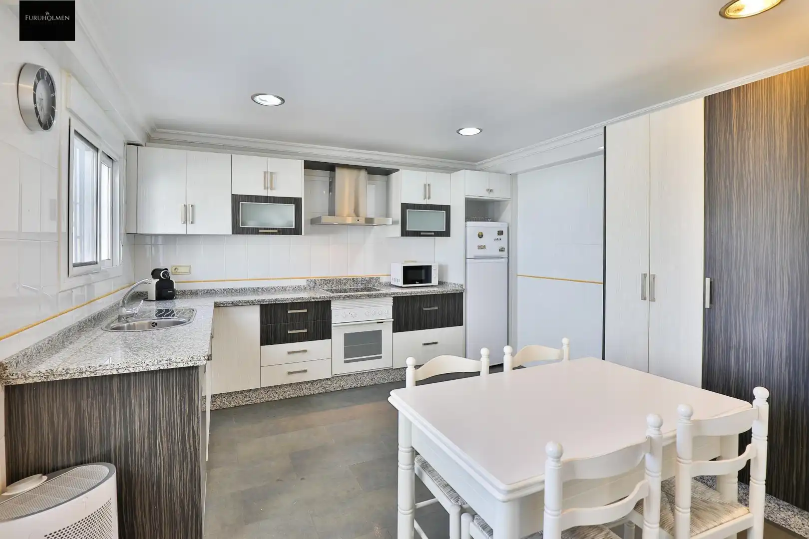 Flat for sale in Calle de la Alta de Gracia, imagen 9