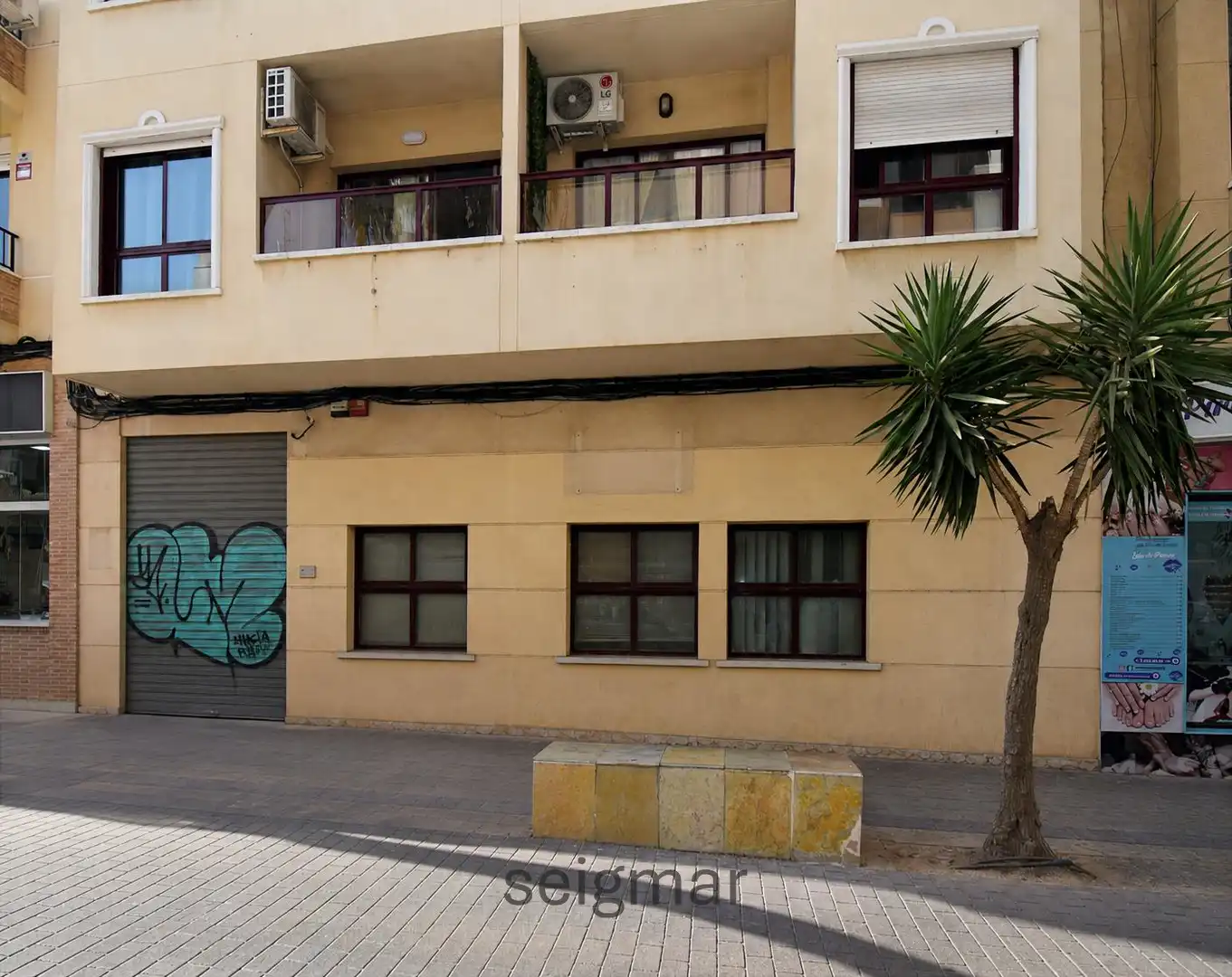 Business premises for sale in Calle Caballero de Rodas