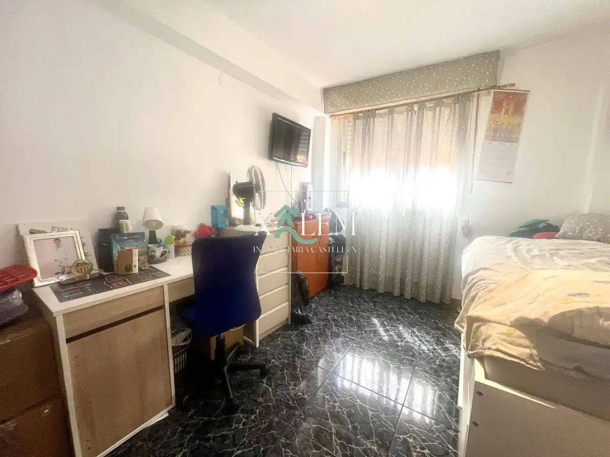 Schlafzimmer von Wohnung zum Verkauf in Castellón de la Plana / Castelló de la Plana mit Terrasse und Balkon