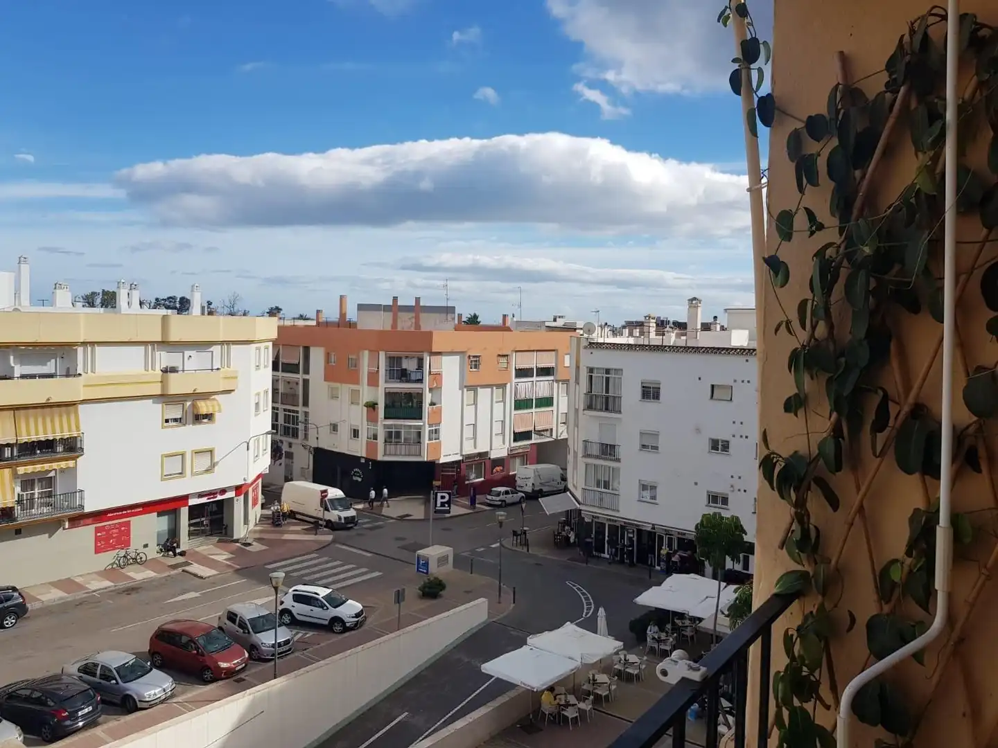 Exterior view of Flat for sale in Marbella  with Air Conditioner, Terrace and Furnished