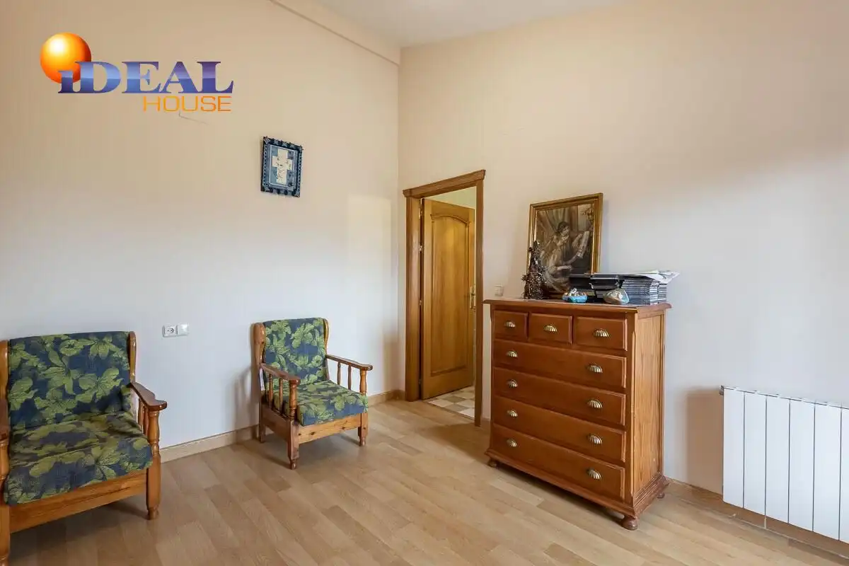 Detached house with terrace for sale in Calle Calle Sauce, imagen 18