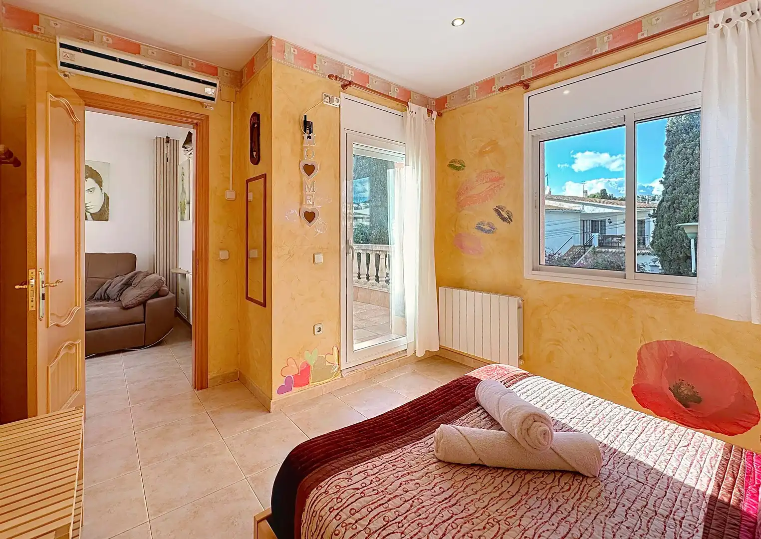 Bedroom of Houses for sale in El Vendrell  with Air Conditioner, Heating and Terrace