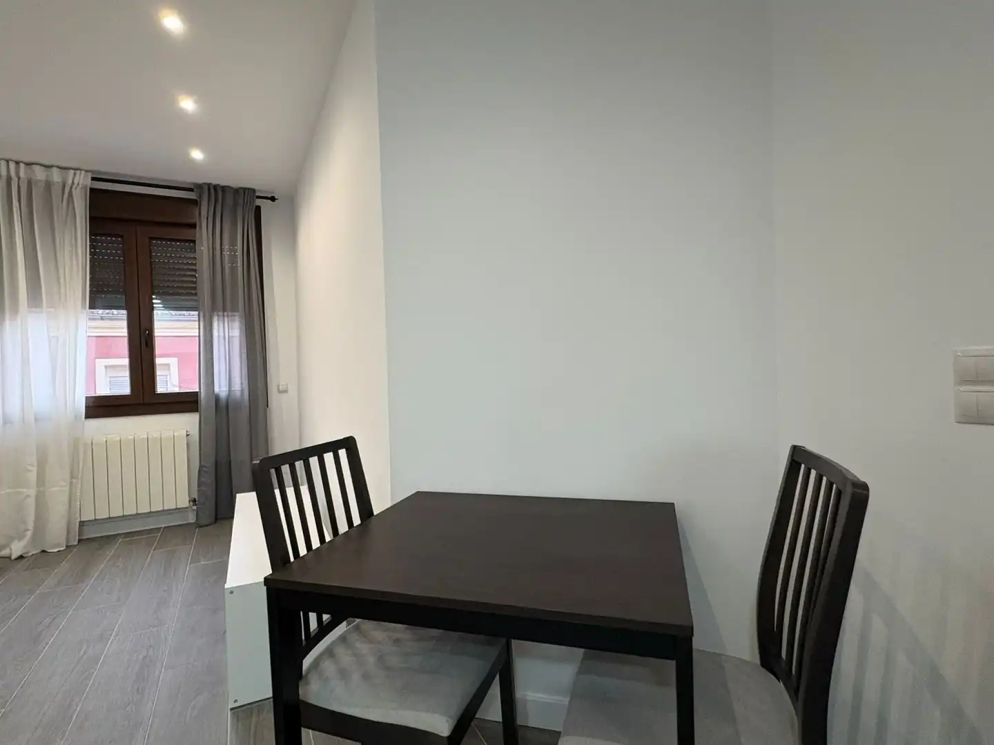 Comedor de Piso de alquiler en Madrid con Aire acondicionado
