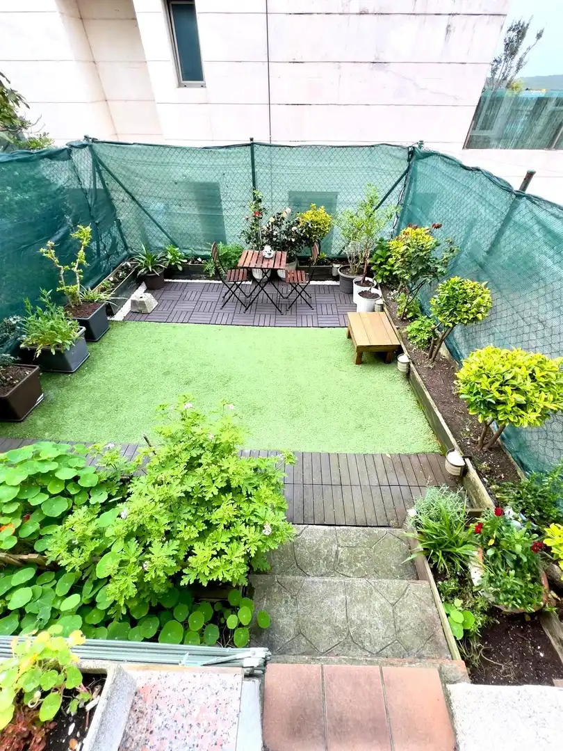 Terrasse von Erdgeschoss zum Verkauf in Miengo mit Heizung, Privatgarten und Terrasse