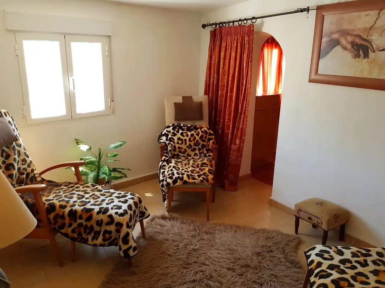 Sala d'estar de Finca rústica en venda en Sierro amb Terrassa