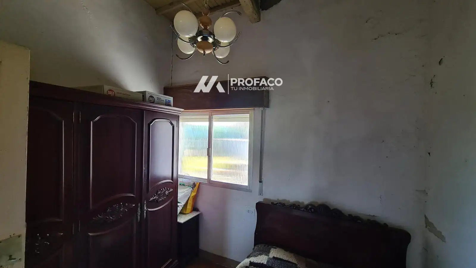 Dormitori de Casa o xalet en venda en Cenlle amb Terrassa, Traster i Moblat