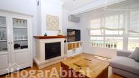 Sala d'estar de Casa o xalet en venda en Sagunto / Sagunt amb Aire condicionat, Calefacció i Terrassa