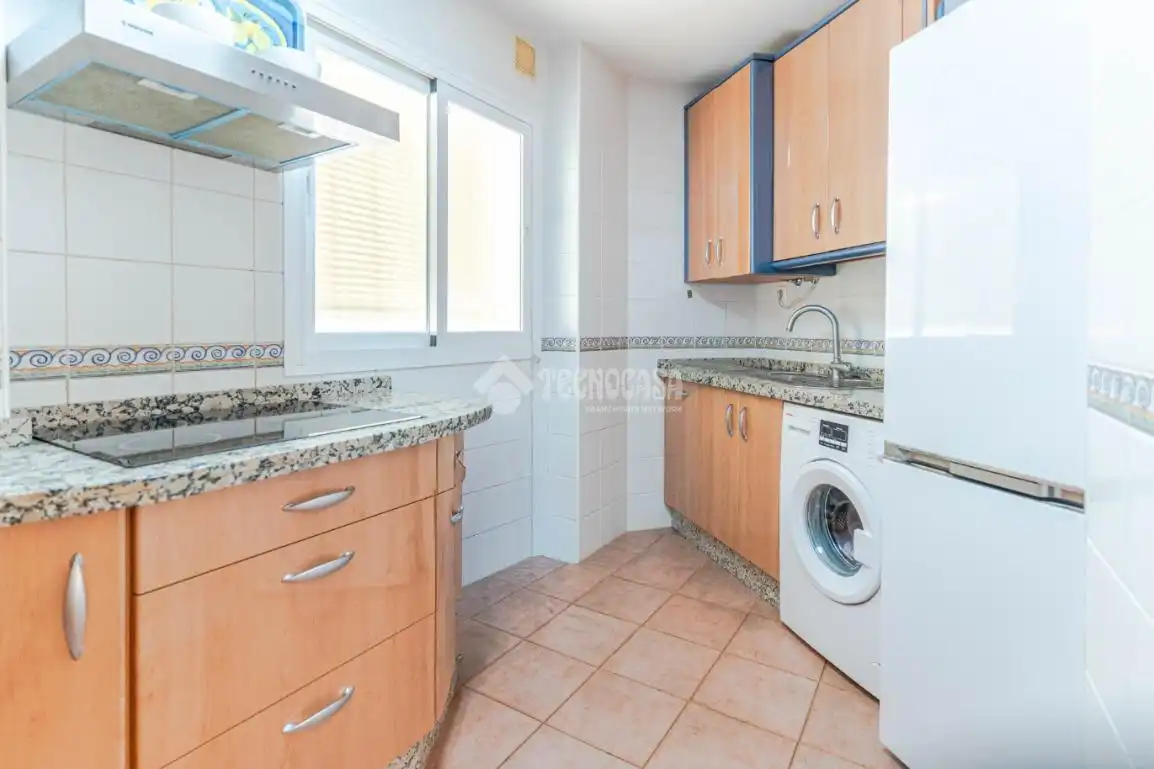 Cocina de Piso en venta en La Zubia con Terraza