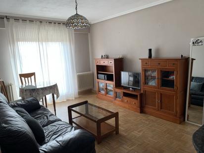 Sala d'estar de Apartament en venda en Salamanca Capital