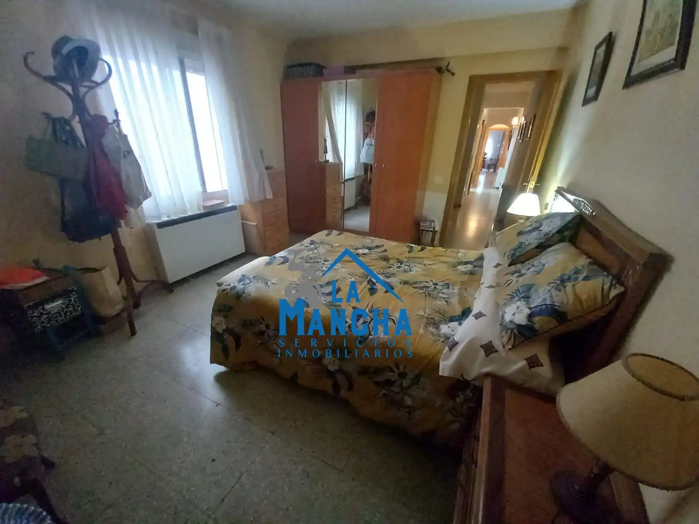 Habitación de Piso en venta en Albacete con Balcón