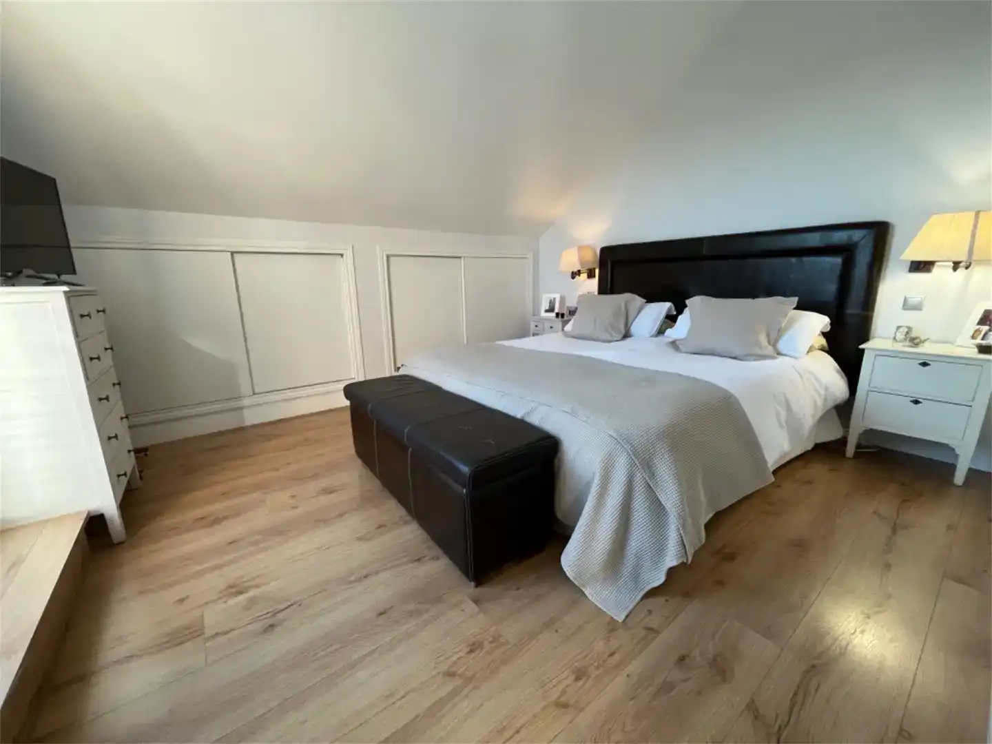 Habitación de Dúplex en venta en Madrid con Aire acondicionado y Piscina