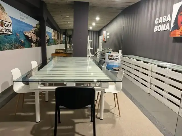 Esszimmer von Fabrikhallen zur Miete in Calonge i Sant Antoni
