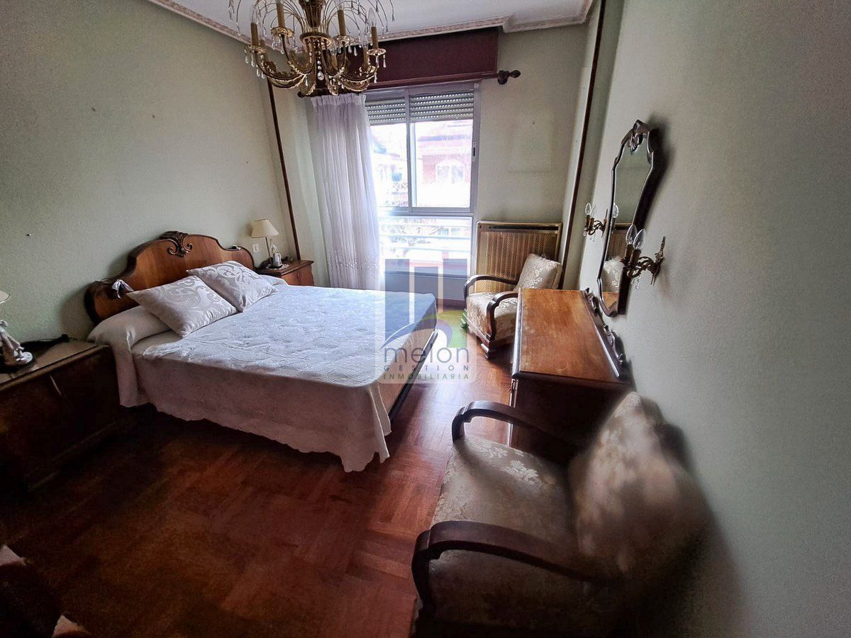 Dormitori de Pis en venda en Burgos Capital