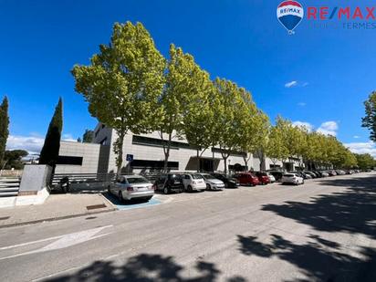 Vista exterior de Oficina en venda en Las Rozas de Madrid amb Aire condicionat