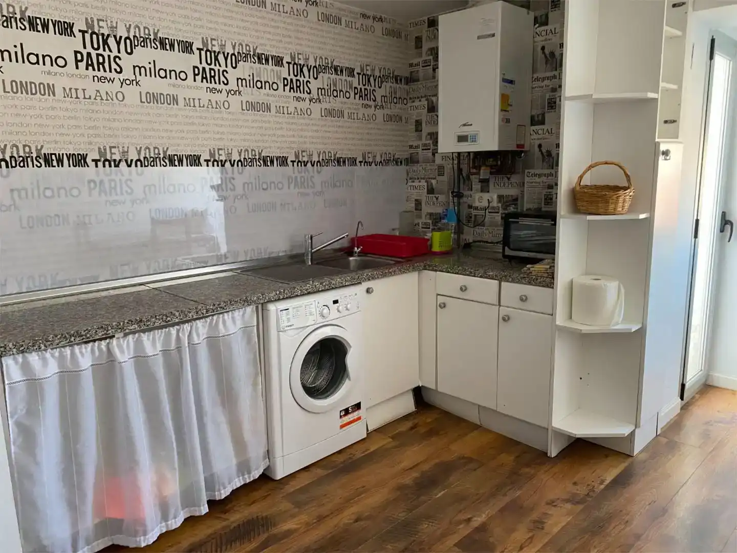 Cuina de Pis en venda en Ribaforada amb Jardí privat, Parquet i Traster