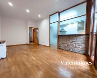 Bedroom of Flat for sale in Vic  with Heating, Parquet flooring and Terrace