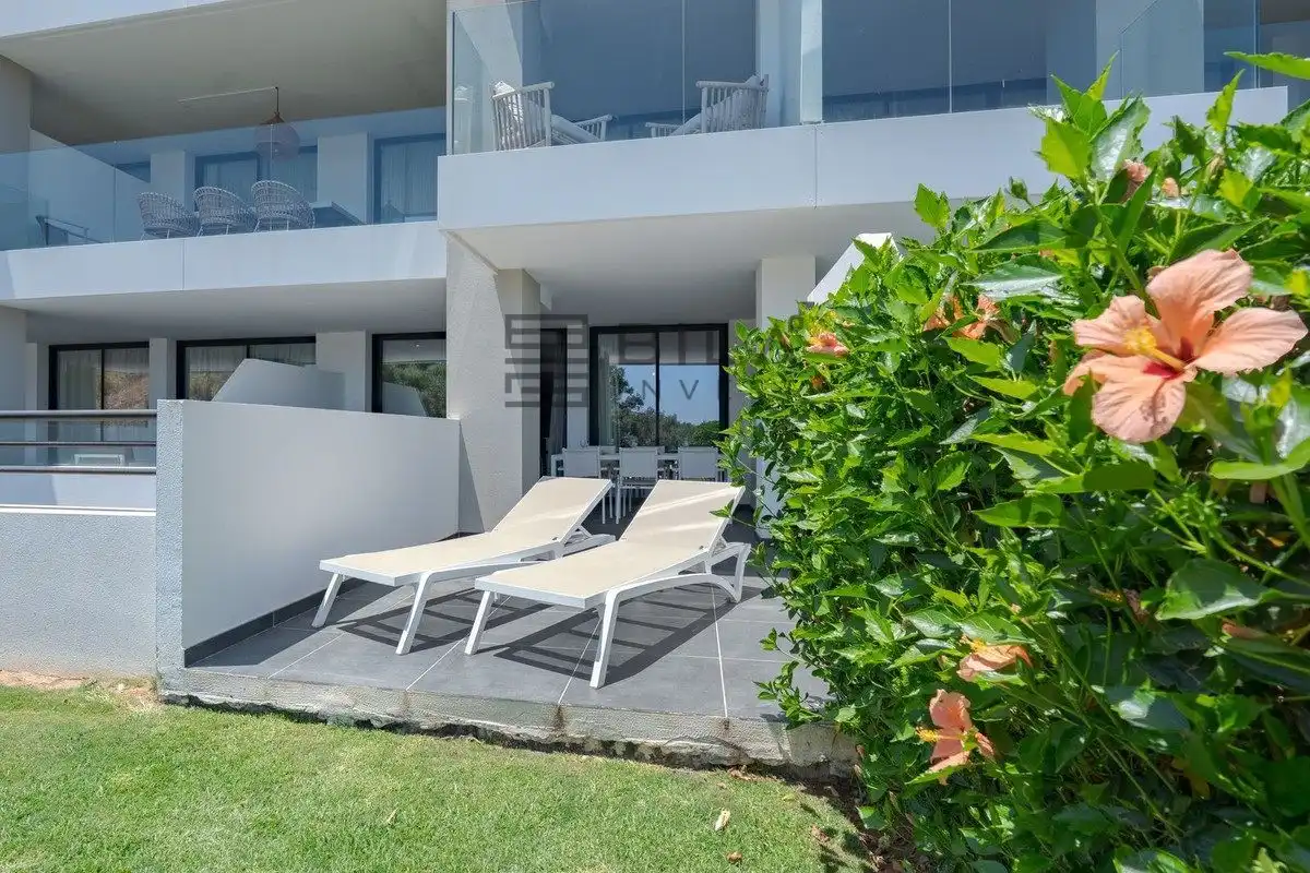 Piso con piscina en venta en Hacienda el Sueño, imagen 2