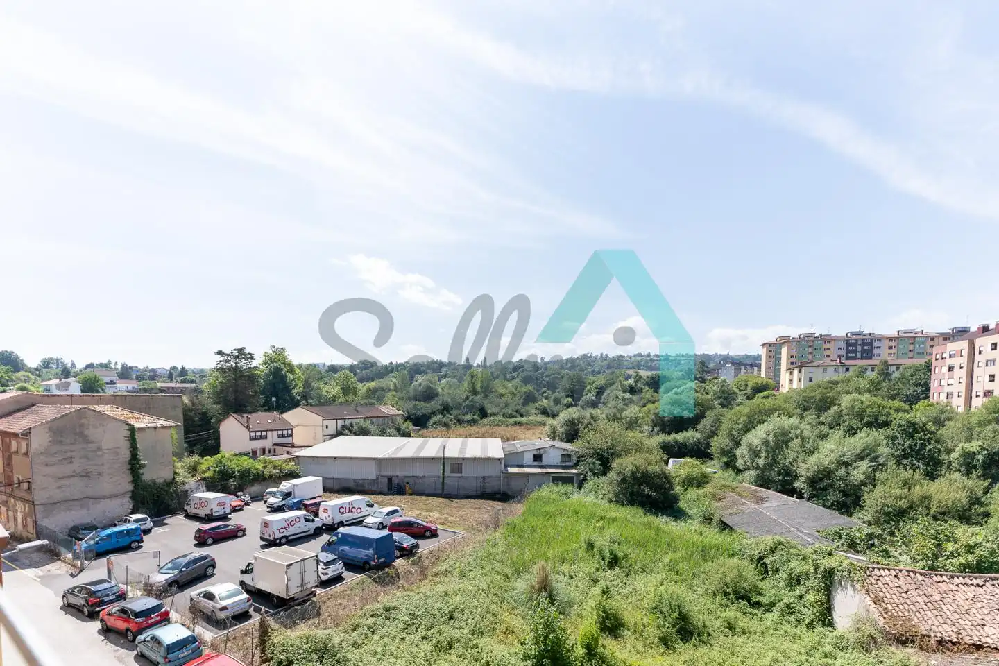 Parking of Flat for rent in Oviedo   with Heating, Parquet flooring and Furnished
