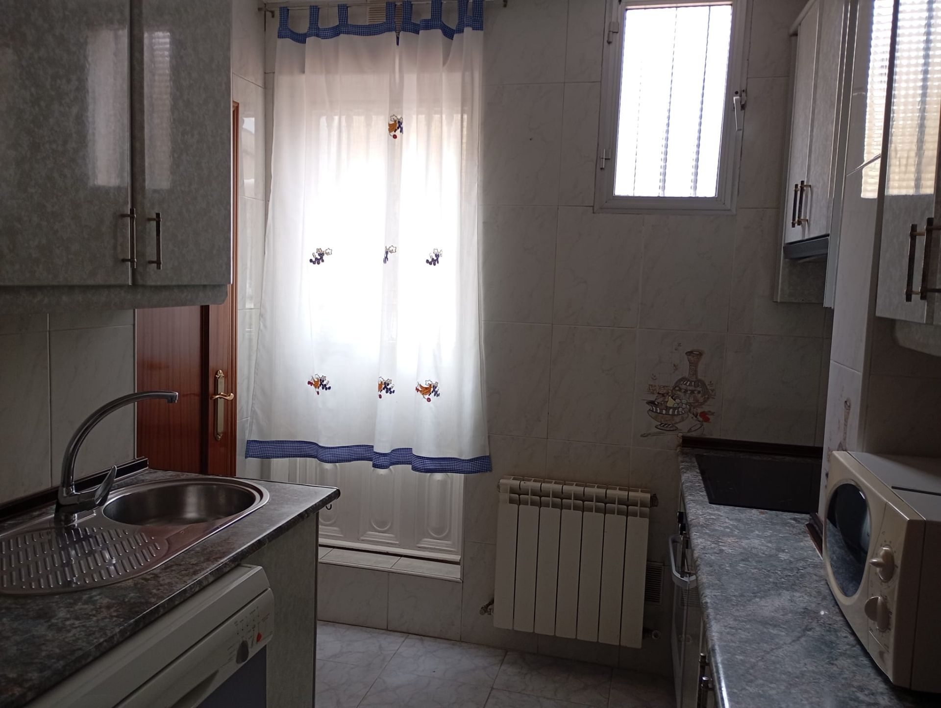 2 hab, 90m² en Embajadores - Lavapiés, Centro,  Madrid Capital - Image 4