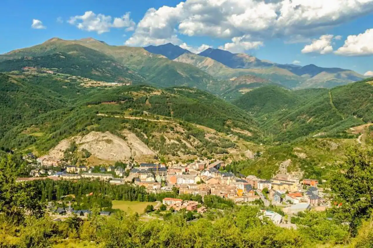 Hotel in vendita a Carrer de la Vall de Boí 8, imagen 57