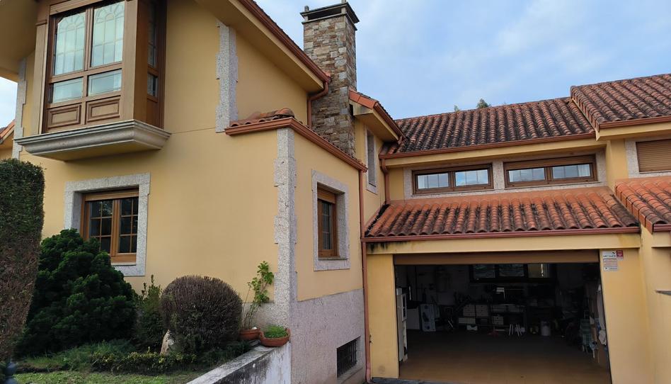 Foto 1 de Casa o chalet en venta en Cambre , A Coruña