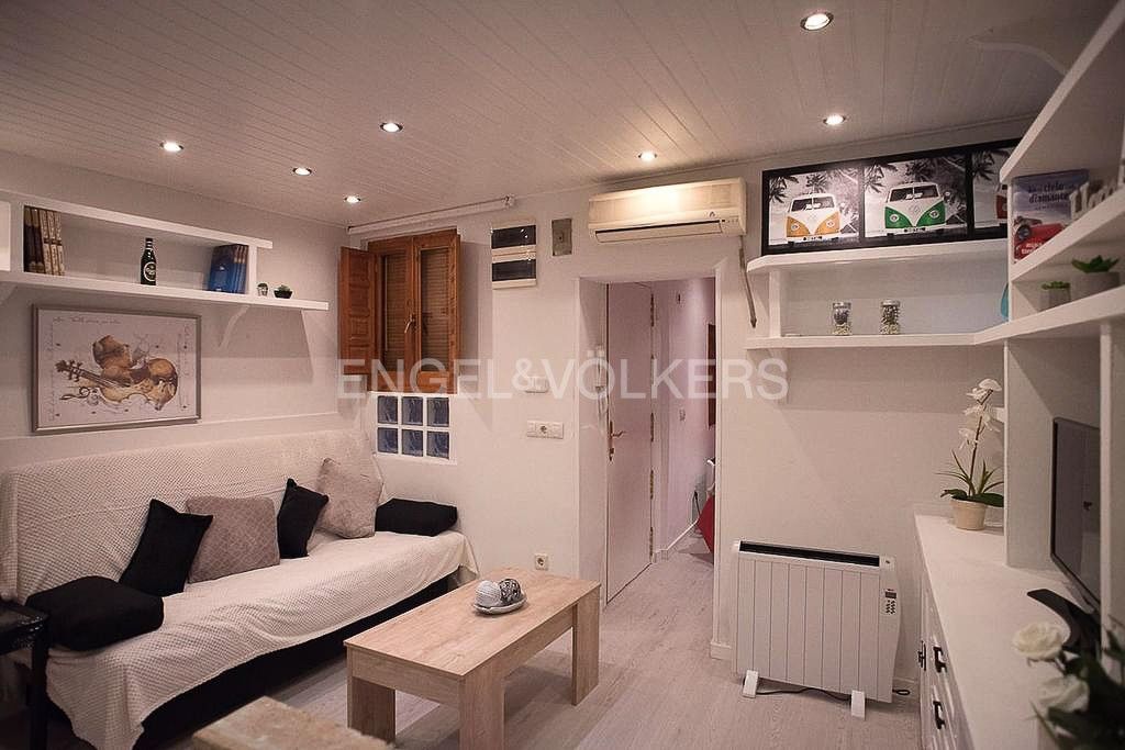 Living room of Apartment to rent in  Madrid Capital  with Air Conditioner, Heating and Furnished