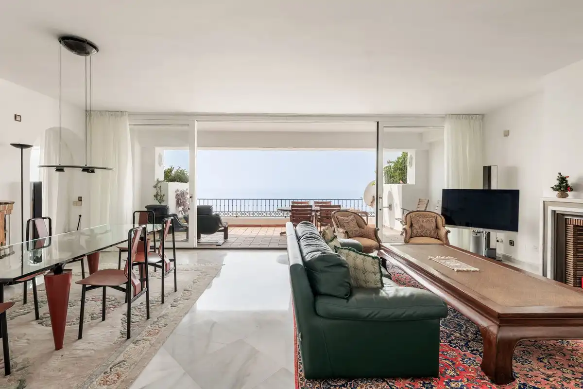 Sala de estar de Apartamento en venta en Torremolinos con Aire acondicionado, Terraza y Piscina comunitaria