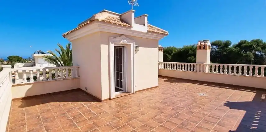 Houses for sale in Cabo Roig
