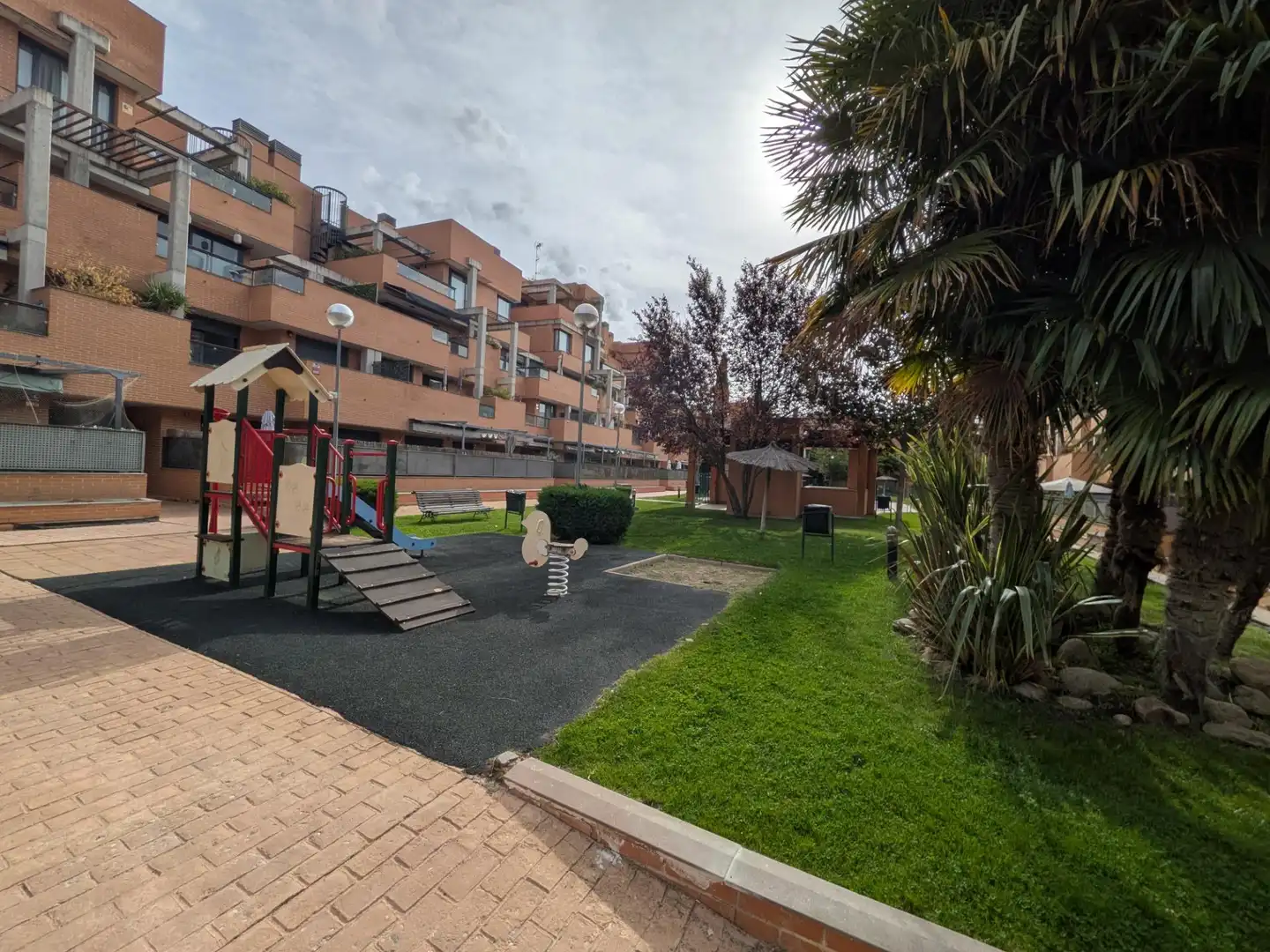 Piso con terraza en venta en Yebes - Valdeluz, imagen 2