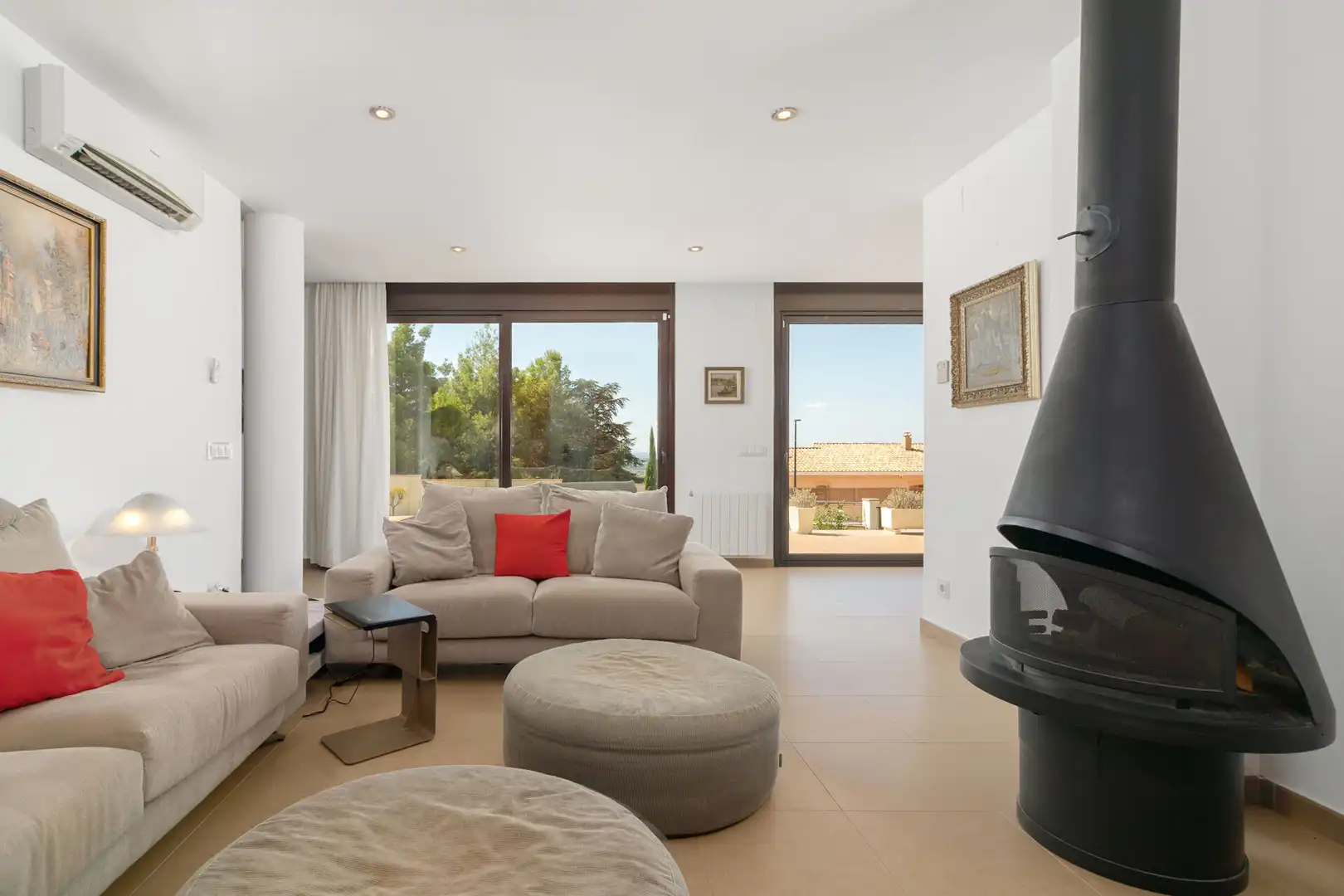 Sala de estar de Casa o chalet en venta en Pau con Aire acondicionado, Calefacción y Jardín privado