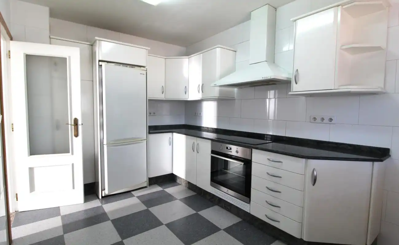 Kitchen of Houses for rent in L'Eliana  with Air Conditioner, Heating and Private garden