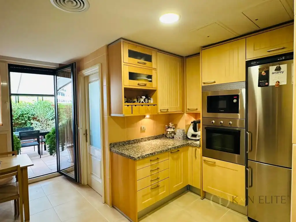 Piso con piscina en venta en Avenida Casablanca, imagen 5