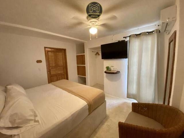 Edificio en Venta en Zalamea la Real