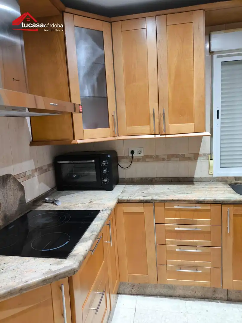Cuina de Planta baixa en venda en Córdoba amb Aire condicionat