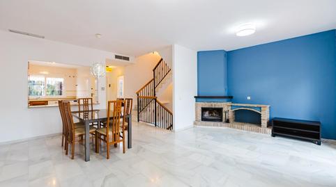 Foto 4 de Casa adosada en venda a Av. Gral. Caffarena, Buenavista - Lauro Golf, Alhaurín de la Torre