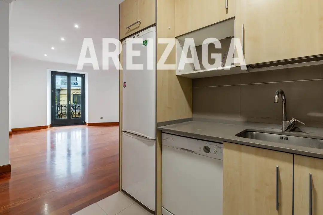 Kitchen of Flat for sale in Donostia - San Sebastián   with Heating and Balcony