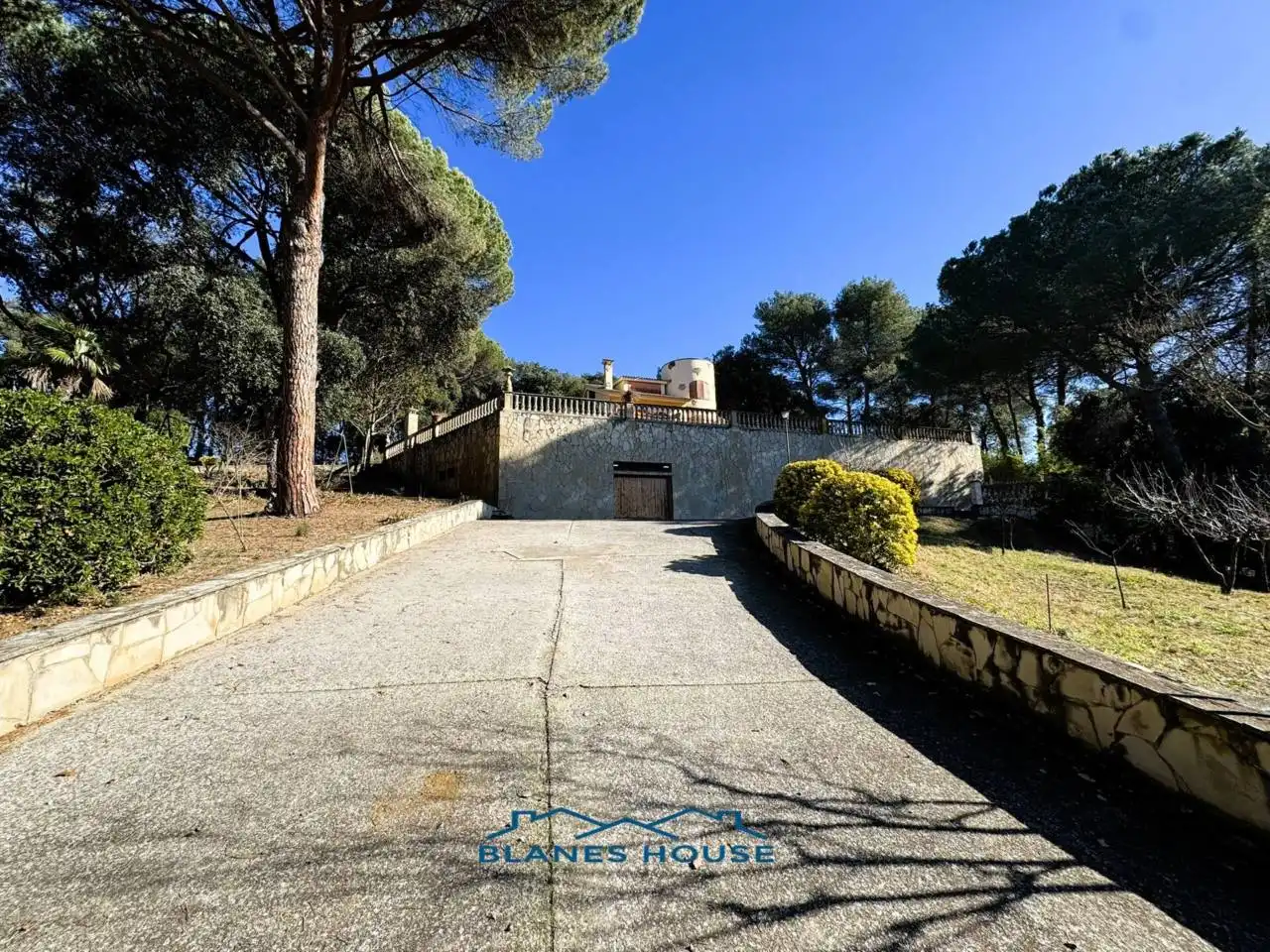 Vista exterior de Finca rústica en venda en Sant Feliu de Buixalleu amb Calefacció, Jardí privat i Terrassa