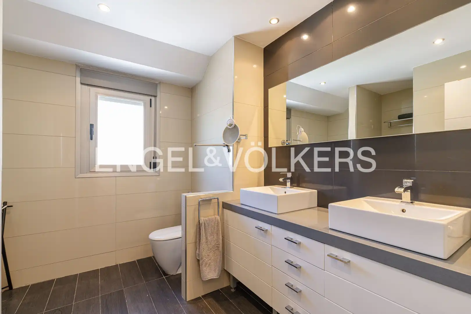 Bathroom of Detached homes for rent in Boadilla del Monte  with Air Conditioner, Heating and Parquet flooring