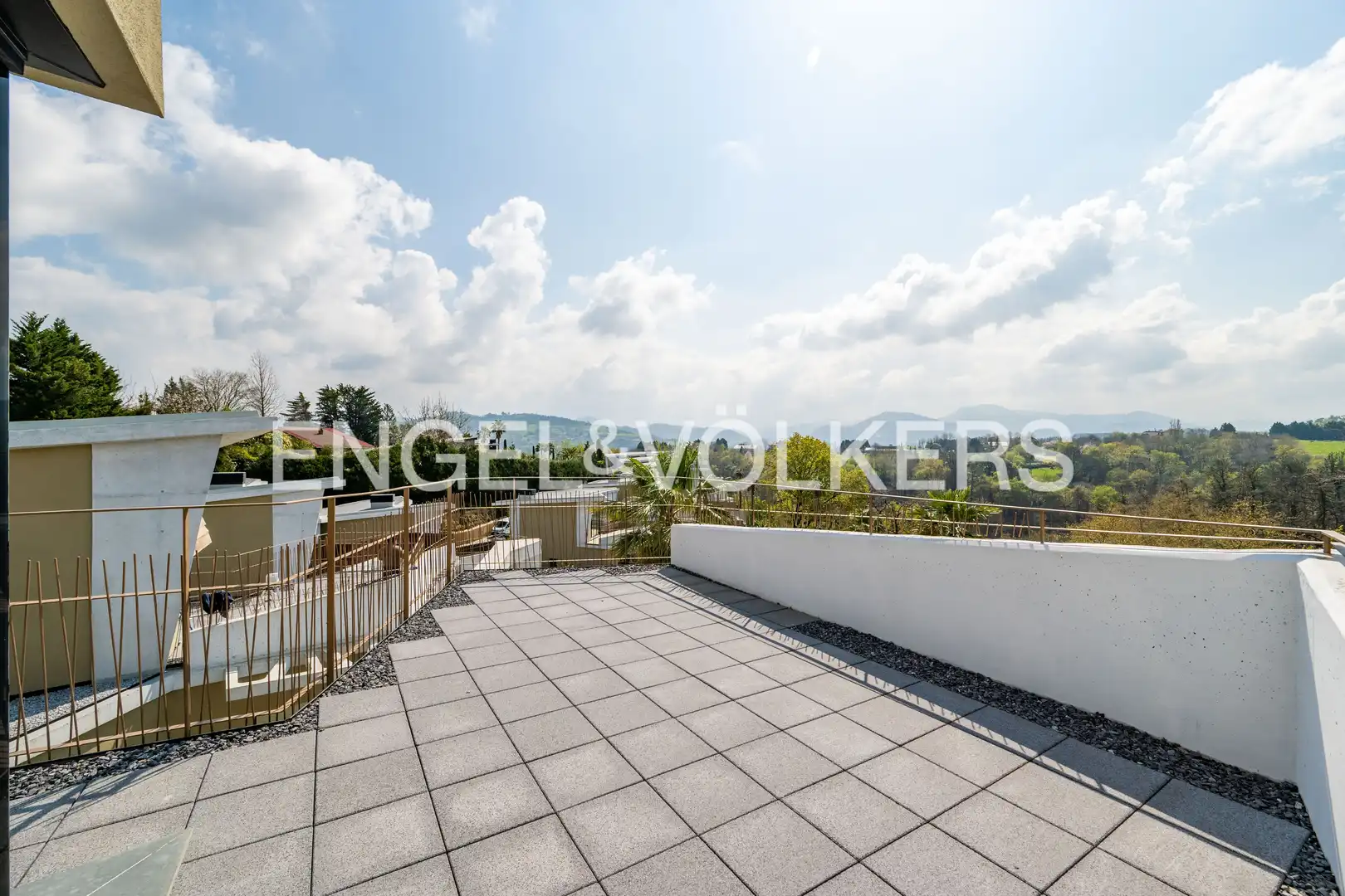 Terraza de Finca rústica en venta en Donostia - San Sebastián  con Calefacción