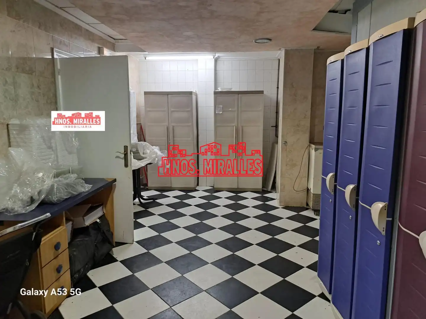 Local en venta en Elche / Elx con Aire acondicionado y Amueblado