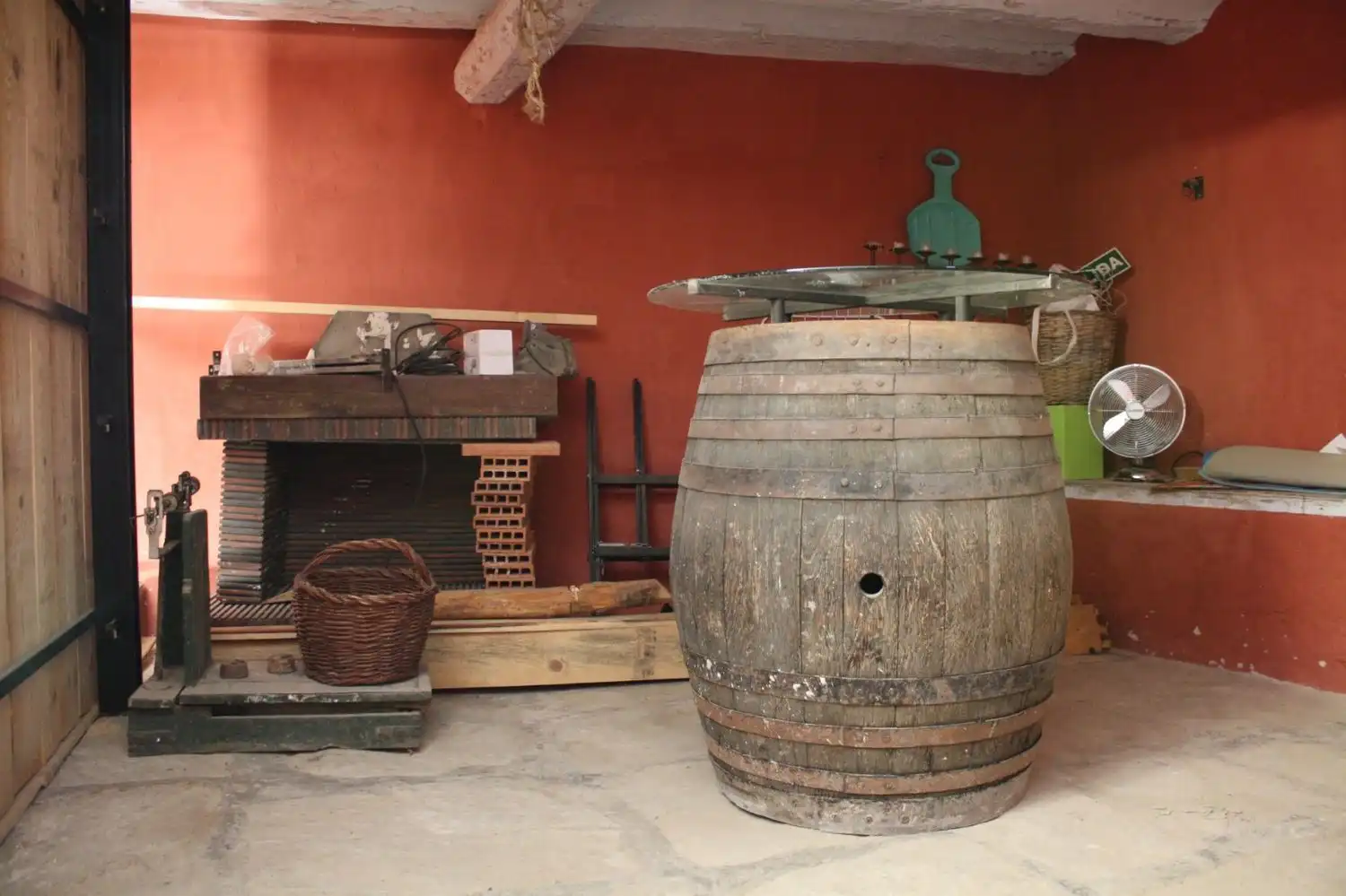 Finca rústica en venda en Camarillas amb Terrassa